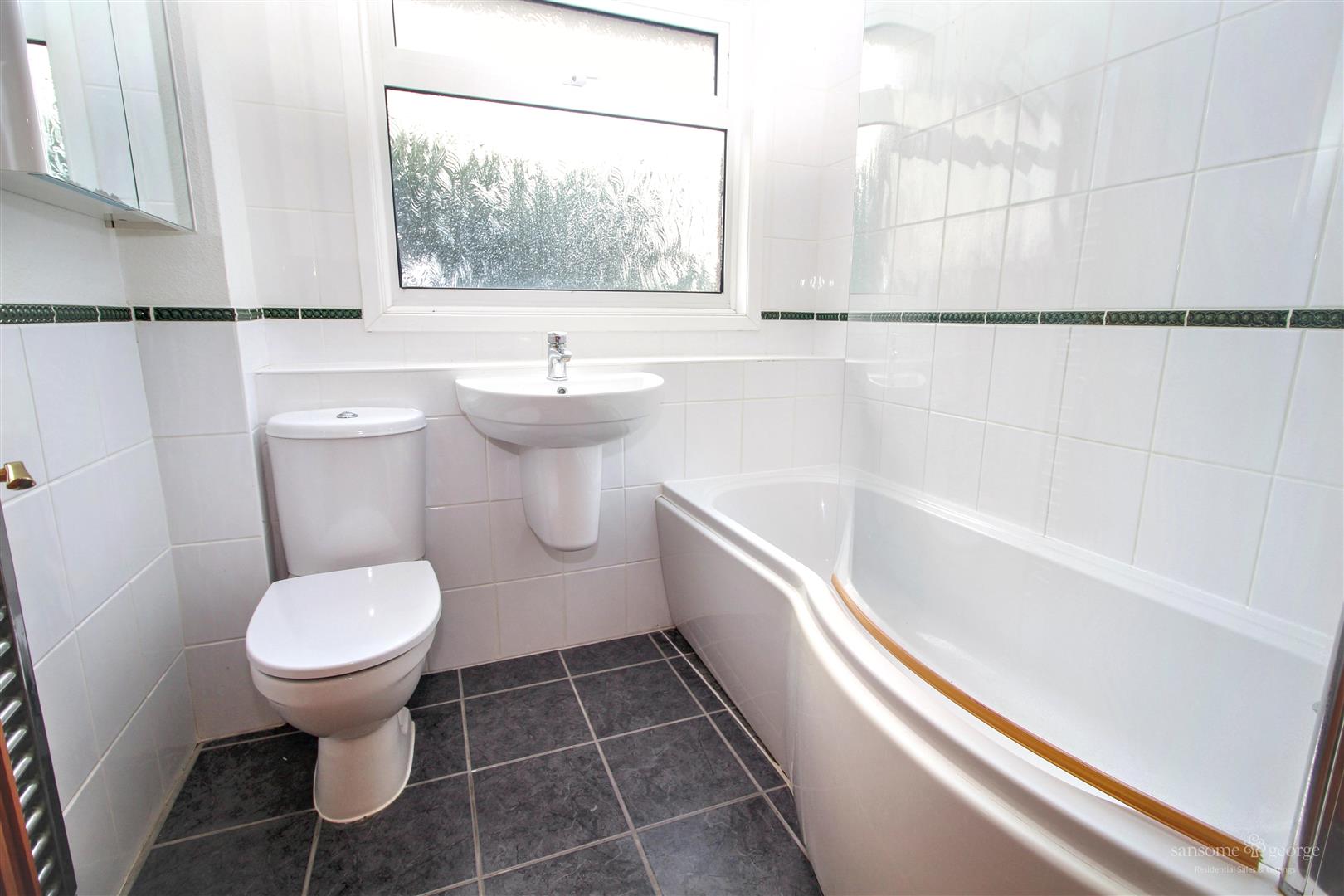Bensgrove Close, Woodcote, Reading